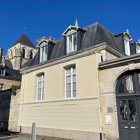 Les Hotes D'Eloise Laon Exterior foto